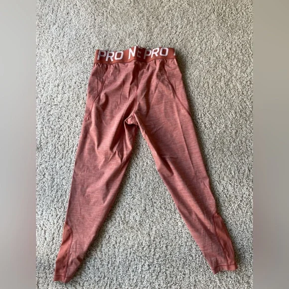 Nike pro leggings - Picture 2 of 2